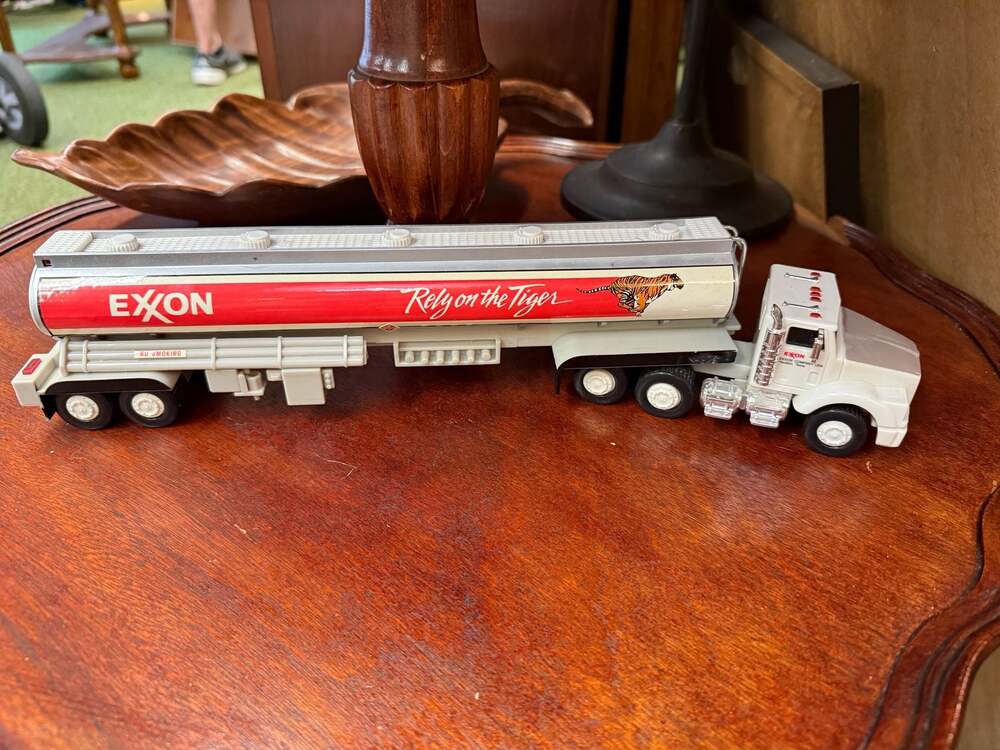 1993 Exxon Collector's Series "Rely on the Tiger" Toy Tanker Truck